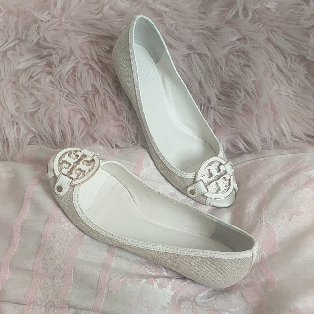 Tory burch wedge authentic beautiful